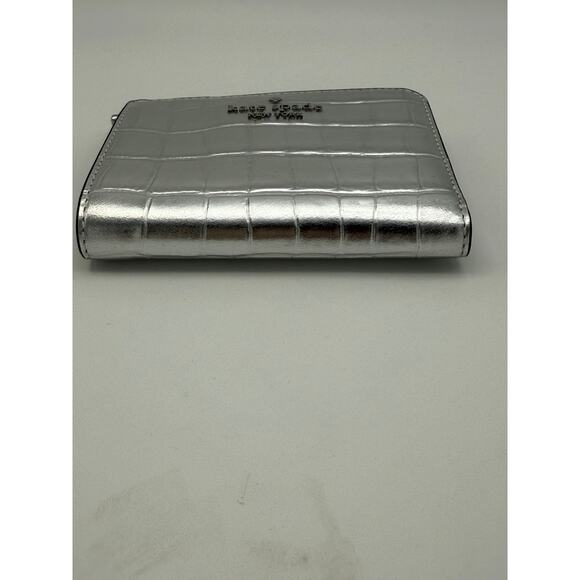 NWT Kate Spade Madison Silver Metallic Croc Small Zipper Pocket Purse Wallet - Picture 2 of 10